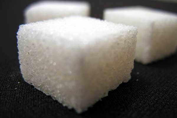Белый рафинированный сахар