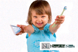 C какого возраста чистить зубы?